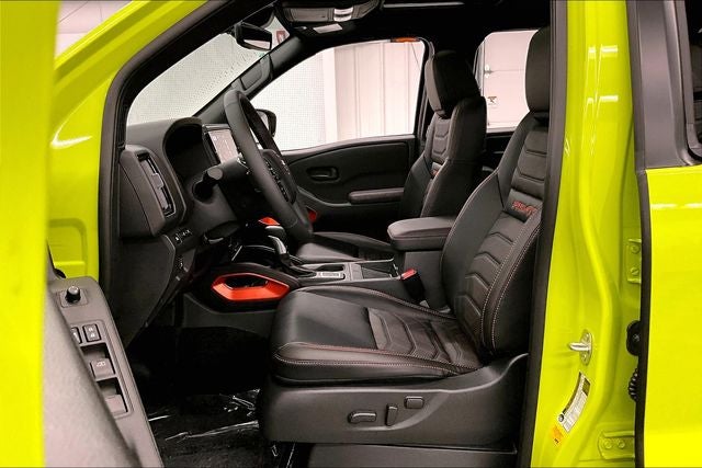 2026 Nissan Frontier PRO-4X 4WD - Premium, Convenience, Black Accent, Tow Pkg