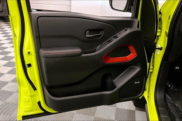 2026 Nissan Frontier PRO-4X 4WD - Premium, Convenience, Black Accent, Tow Pkg