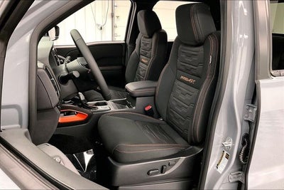 2026 Nissan Frontier PRO-4X 4WD - Convenience and Tow Packages