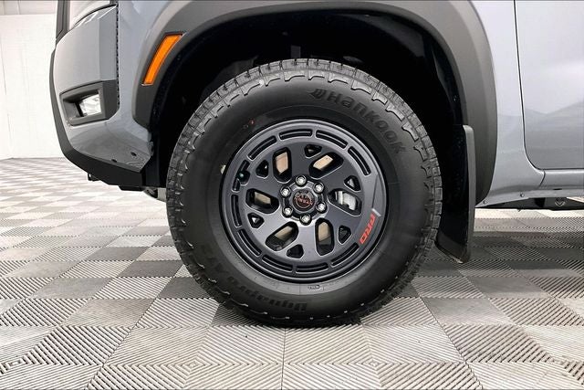 2026 Nissan Frontier PRO-4X 4WD - Convenience and Tow Packages