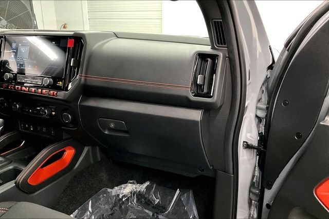 2026 Nissan Frontier PRO-4X 4WD - Convenience and Tow Packages