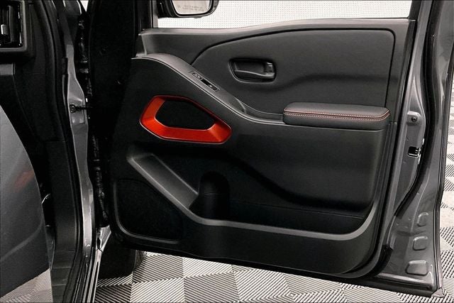 2026 Nissan Frontier PRO-4X 4WD - Convenience Package