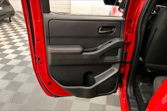 2026 Nissan Frontier PRO-4X 4WD - Convenience and Tow Packages