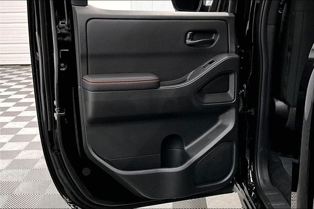 2026 Nissan Frontier PRO-4X 4WD - Convenience Package