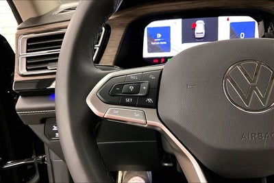 2025 Volkswagen Atlas 2.0T SEL Premium R-Line