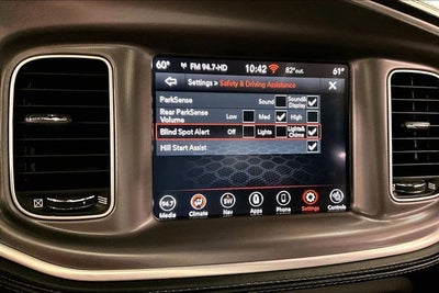 2022 Dodge Charger SXT AWD - Sunroof - Htd/Cooled Leather - 20'' Wheels