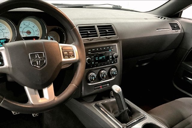 2013 Dodge Challenger R/T Hemi - Bluetooth - 18'' Wheels