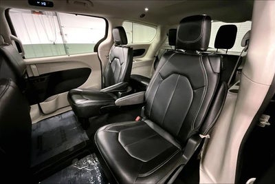 2024 Chrysler Pacifica Touring L Adaptive Cruise - Htd Seats - Remote Start