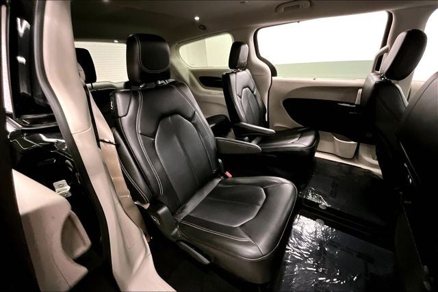 2024 Chrysler Pacifica Touring L Adaptive Cruise - Htd Seats - Remote Start