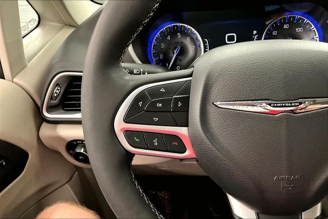 2024 Chrysler Pacifica Touring L Adaptive Cruise - Htd Seats - Remote Start