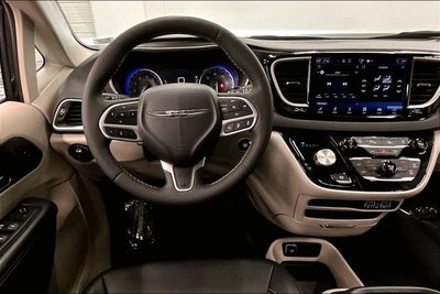 2024 Chrysler Pacifica Touring L Adaptive Cruise - Htd Seats - Remote Start