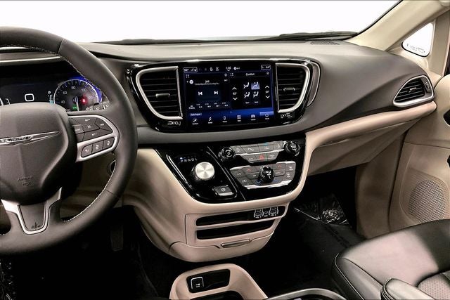 2024 Chrysler Pacifica Touring L Adaptive Cruise - Htd Seats - Remote Start