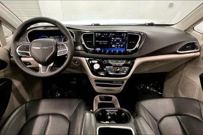 2024 Chrysler Pacifica Touring L Adaptive Cruise-Htd Seats-Remote Start