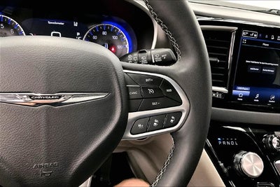 2024 Chrysler Pacifica Touring L Adaptive Cruise-Htd Seats-Remote Start