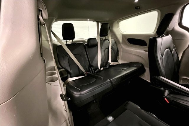 2024 Chrysler Pacifica Touring L Adaptive Cruise-Htd Seats-Remote Start