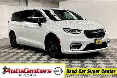 2024 Chrysler Pacifica Touring L Adaptive Cruise - Htd Seats - Remote Start