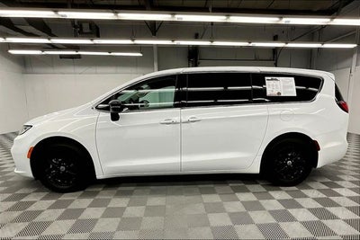 2024 Chrysler Pacifica Touring L Adaptive Cruise - Htd Seats - Remote Start