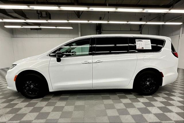 2024 Chrysler Pacifica Touring L Adaptive Cruise - Htd Seats - Remote Start
