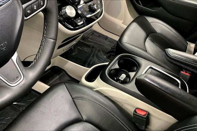 2024 Chrysler Pacifica Touring L Adaptive Cruise - Htd Seats - Remote Start