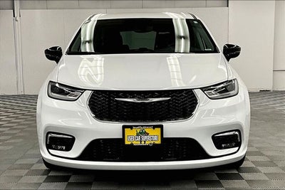 2024 Chrysler Pacifica Touring L Adaptive Cruise - Htd Seats - Remote Start