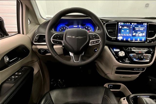 2024 Chrysler Pacifica Touring L Adaptive Cruise - Htd Seats - Remote Start