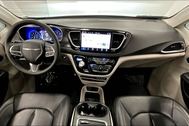 2024 Chrysler Pacifica Touring L Adaptive Cruise - Blind Spot Detection