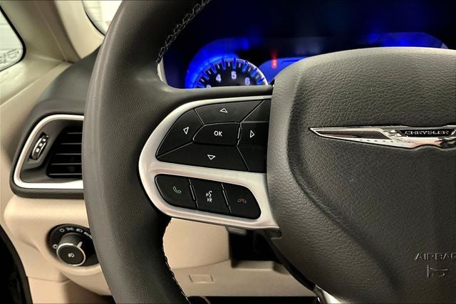 2024 Chrysler Pacifica Touring L Adaptive Cruise - Blind Spot Detection