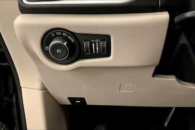 2024 Chrysler Pacifica Touring L Adaptive Cruise - Blind Spot Detection