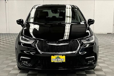 2024 Chrysler Pacifica Touring L Adaptive Cruise - Blind Spot Detection