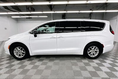 2024 Chrysler Pacifica Touring L Adaptive Cruise-Htd Seats-Remote Start