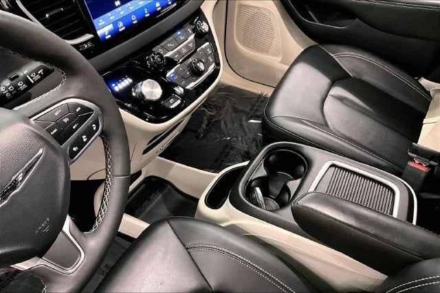 2024 Chrysler Pacifica Touring L Adaptive Cruise-Htd Seats-Remote Start
