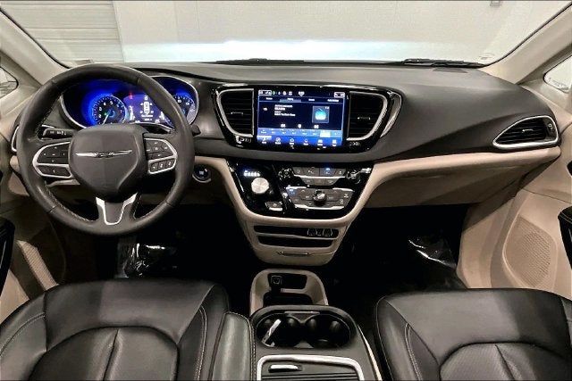 2024 Chrysler Pacifica Touring L Adaptive Cruise-Htd Seats-Remote Start