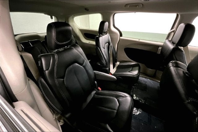 2024 Chrysler Pacifica Touring L Adaptive Cruise-Htd Seats-Remote Start