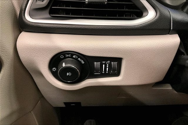 2024 Chrysler Pacifica Touring L Adaptive Cruise-Htd Seats-Remote Start