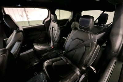 2025 Chrysler Pacifica Select Adaptive Cruise Control