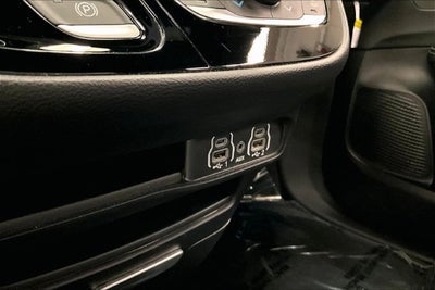 2025 Chrysler Pacifica Select Adaptive Cruise Control