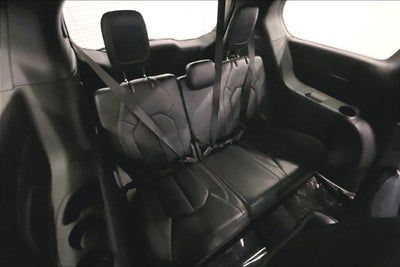 2025 Chrysler Pacifica Select Adaptive Cruise Control