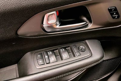 2025 Chrysler Pacifica Select Adaptive Cruise Control