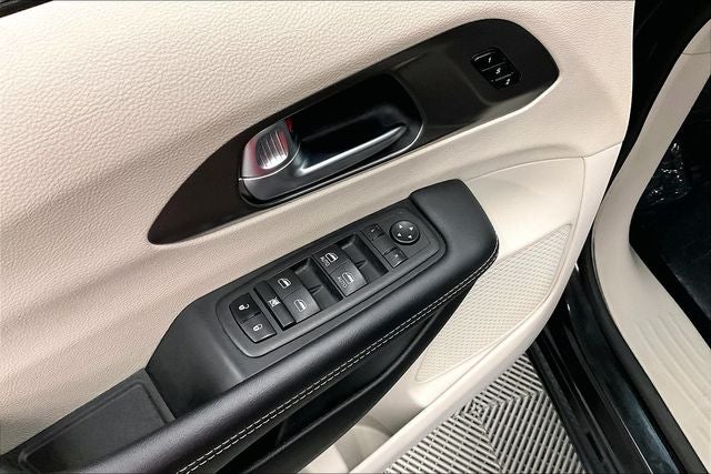 2023 Chrysler Pacifica Touring L Adaptive Cruise - Htd Seats - Remote Start