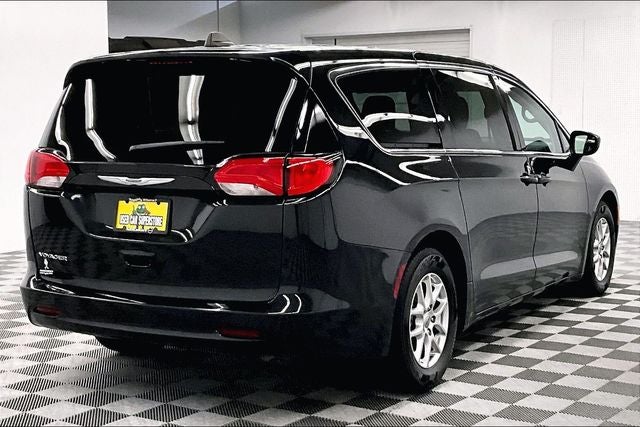 2023 Chrysler Voyager LX Heated Seats - Remote Start