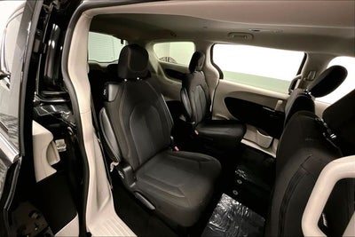 2023 Chrysler Voyager LX Heated Seats - Remote Start