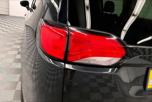 2023 Chrysler Voyager LX Heated Seats - Remote Start