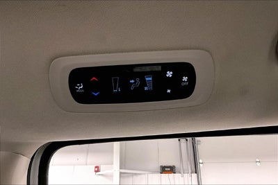 2023 Chrysler Voyager LX Htd Seats-Remote Start-Apple CarPlay/Android Auto
