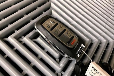 2025 Chrysler Pacifica Limited S Appearance Pkg - Pano Roof - Htd/Cooled Leather