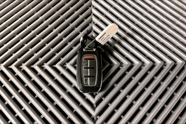 2024 Chrysler Pacifica Limited Pano Roof - Htd/Cooled Leather - Adaptive Cruise