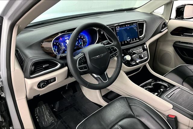 2024 Chrysler Pacifica Limited Pano Roof - Htd/Cooled Leather - Adaptive Cruise