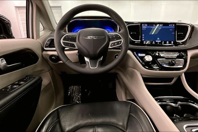 2024 Chrysler Pacifica Limited Pano Roof - Htd/Cooled Leather - Adaptive Cruise