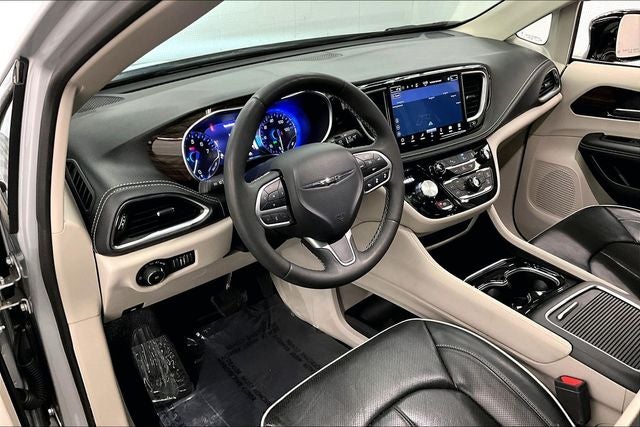 2024 Chrysler Pacifica Limited Pano Roof - Htd/Cooled Leather - Alpine Audio
