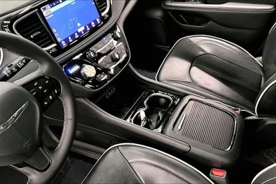 2025 Chrysler Pacifica Limited S Appearance Pkg - Pano Roof - Htd/Cooled Leather