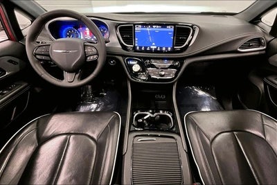 2025 Chrysler Pacifica Limited S Appearance Pkg - Pano Roof - Htd/Cooled Leather